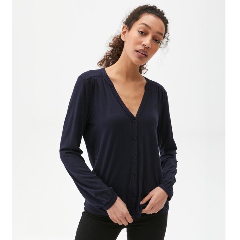 MICHAEL STARS 'Mason' Button Up Top in Admiral
